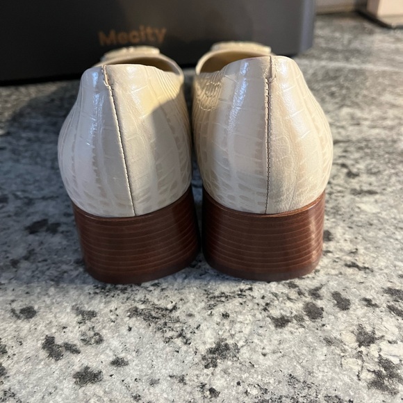 Tory Burch Square Toe Georgia Leather Ballet Flats In Brie Size 9M Women's - Picture 6 of 9